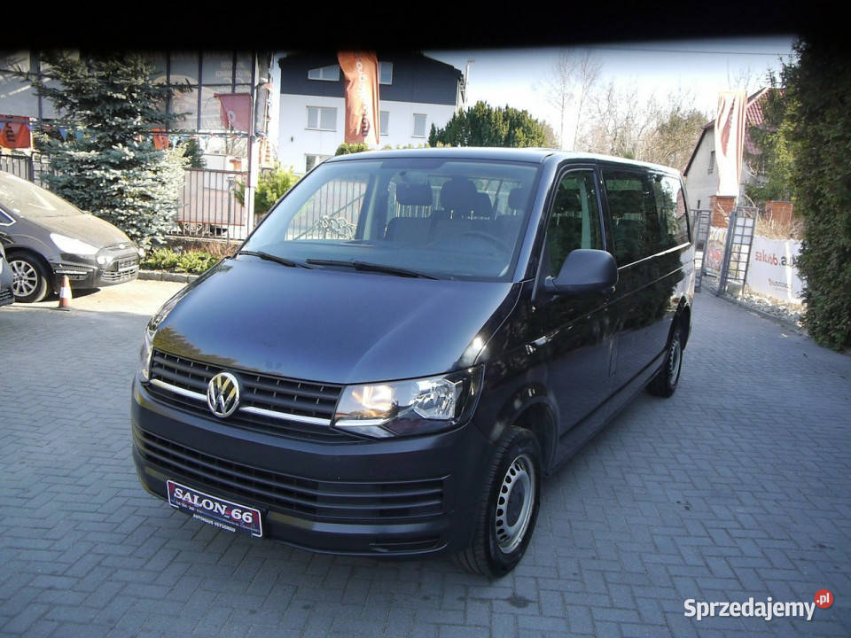 Volkswagen Transporter 9 osob Stan b klima Częstochowa