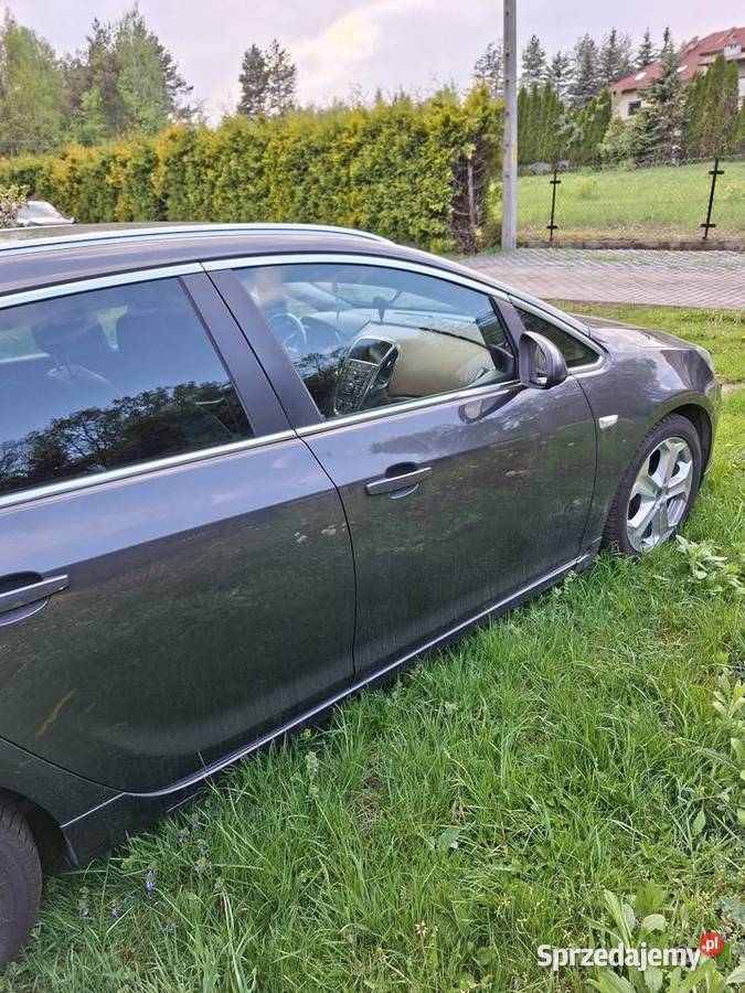 Astra J 16T Głogów Małopolski