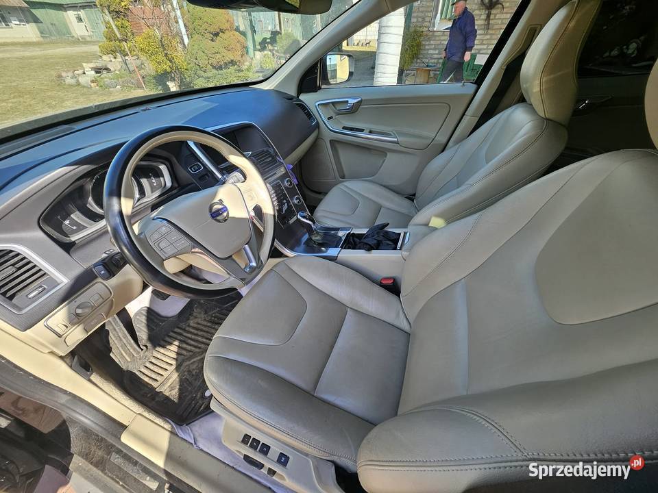 Volvo XC60 2016 Zwierzyniec Mały