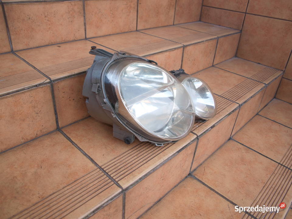 Mercedes C klasa W203 lampa prawa przód zwykła Kalisz