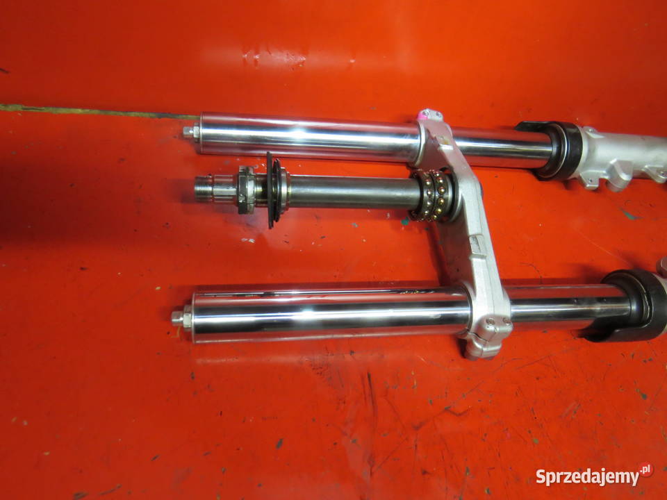 SUZUKI GSR 600 GSR600 K10 09 lagi przód półka mazowieckie Warszawa