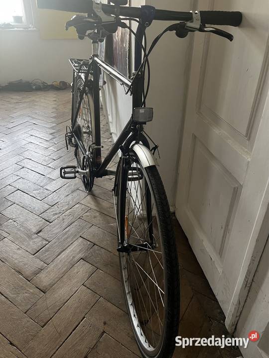 Rower czarny trekingowy miejski Falck