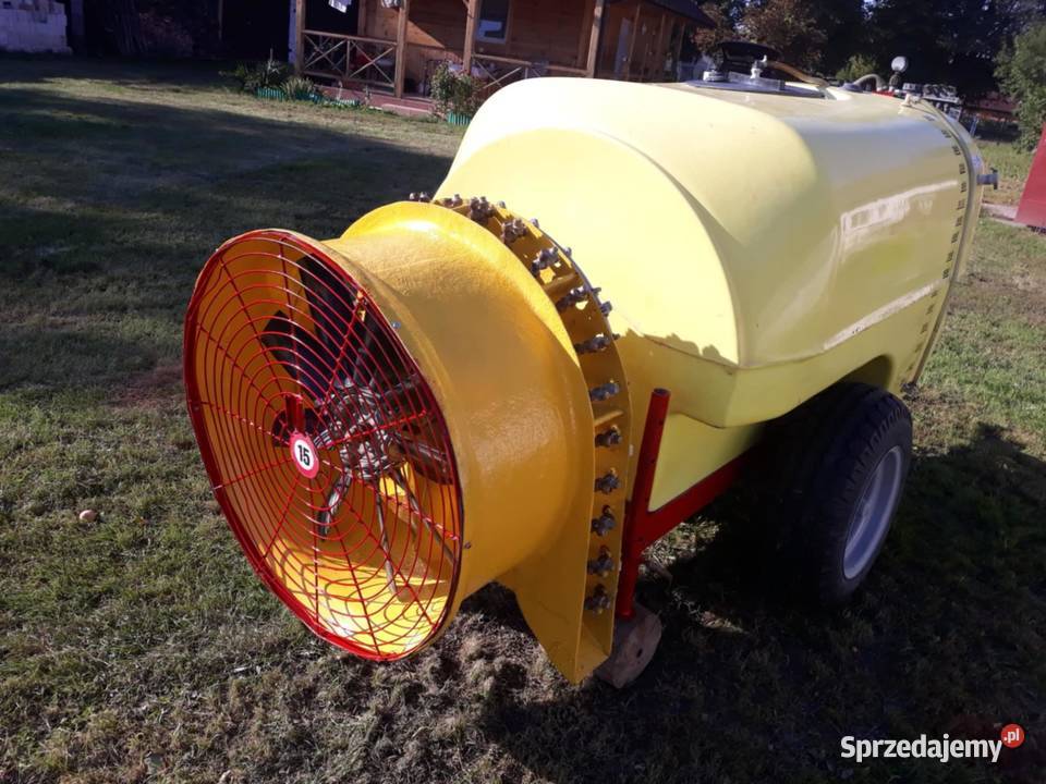 Opryskiwacz sadowniczy 1500l