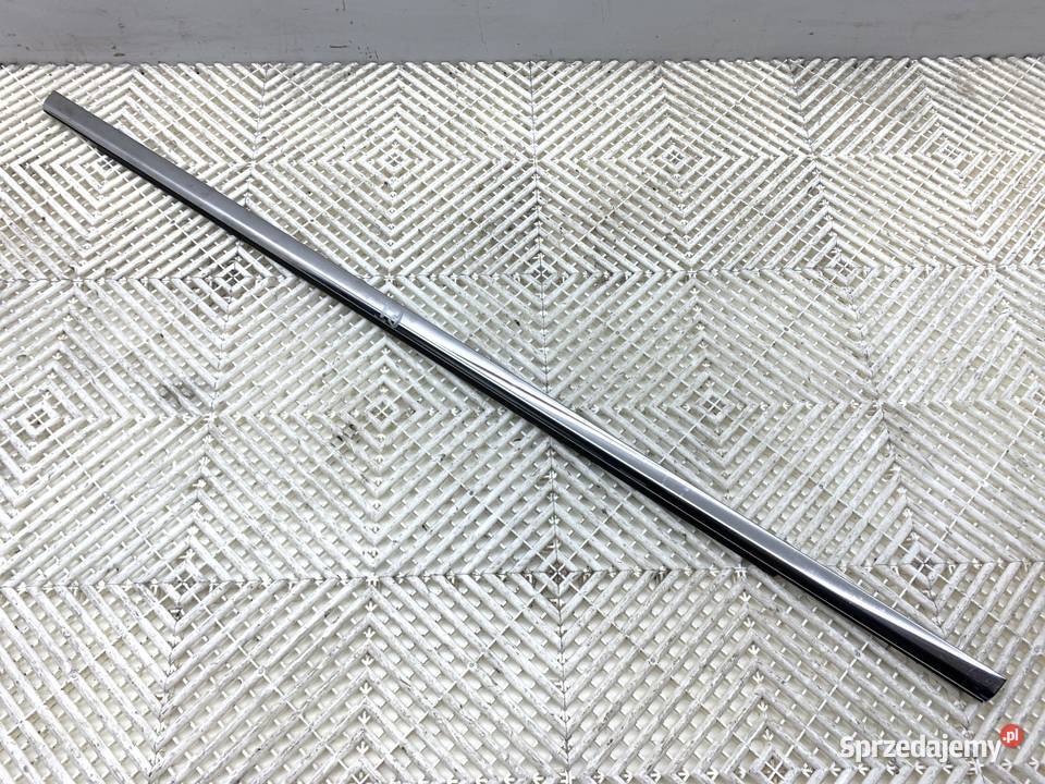 LISTWA ZGARNIAJĄCA TYŁ PRAWA CHRYSLER PACIFICA osobowe