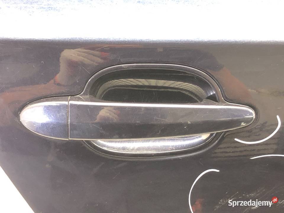 DRZWI PRAWY TYŁ BMW E61 Kombi 0410 Drzwi