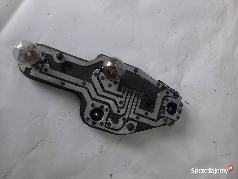 Fiat Marea Sedan listwa wkład lampy lewej tylnej łódzkie Ksawerów