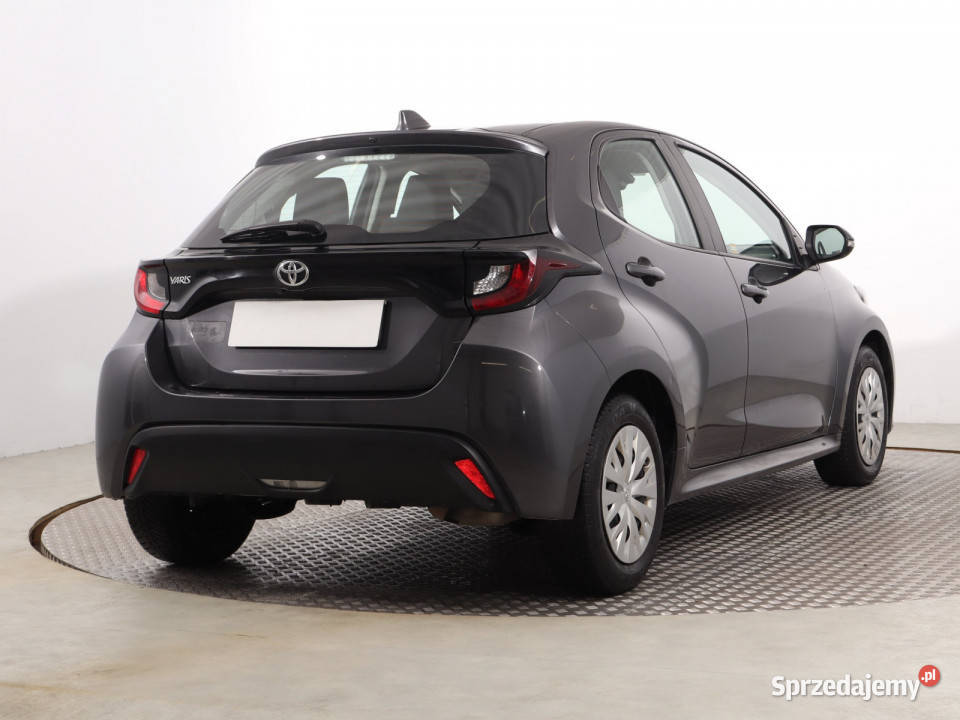 Toyota Yaris 15 VVTi szary Katowice