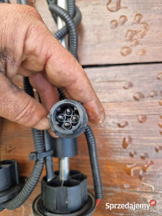 CZUJNIK POZIOMU ADBLUE MERCEDES A 0145428717 Pozostałe Zawichost