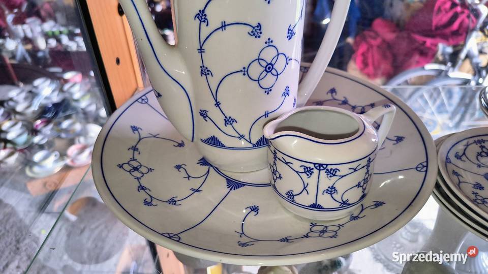 Piękny serwis 12 osób Chorzew