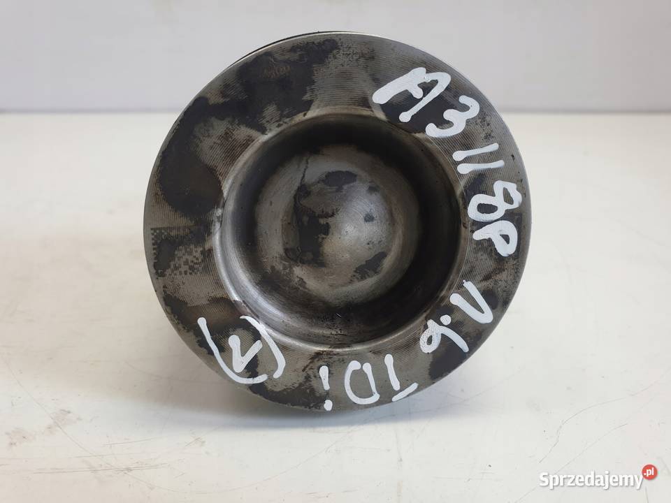 TŁOK Audi A3 II 8P 16 TDI KORBOWÓD osobowe Chełm