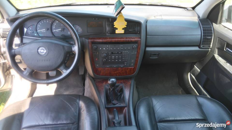 Opel omega 30 mv6 Manual hak Samochody osobowe Łyskornia