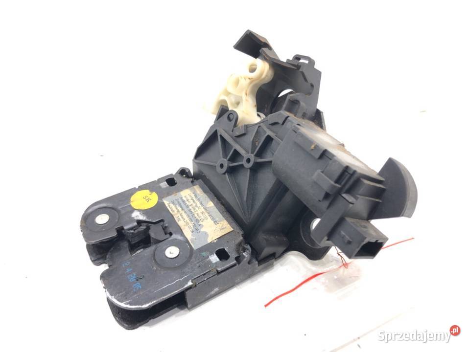 ZAMEK KLAPY TYŁ AUDI A4 B7 Kombi 8P4827505A 0408