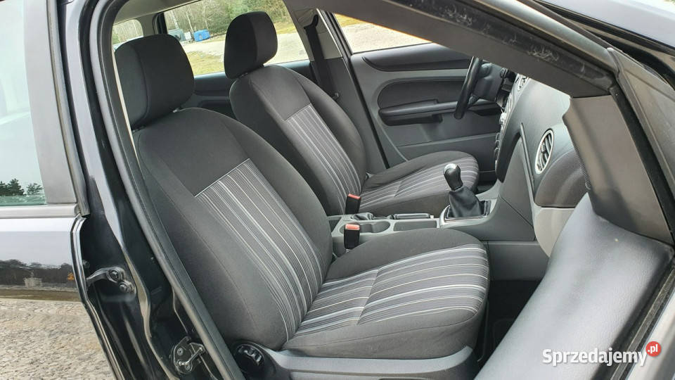 Ford Focus 16 16v 101 LIFT Klima Super Stan klimatyzacja Chmielnik