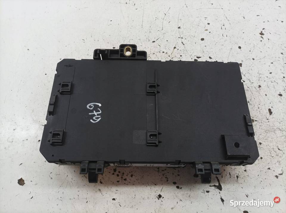 SKRZYNKA BEZPIECZNIKÓW 13206758 20 B 240 OPC Rok produkcji 2005