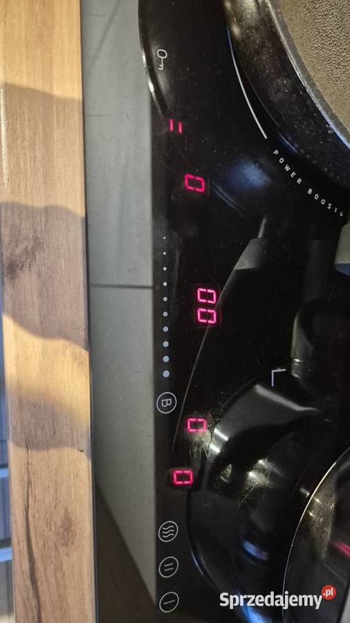 Płyta indukcyjna Amica 4 pola 74 kW do zabudowy Kuchenki i piekarniki Gdańsk sprzedam