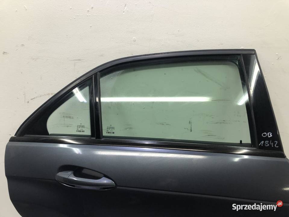 DRZWI PRAWY TYŁ TYLNE MERCEDES W212 755 SEDAN Drzwi
