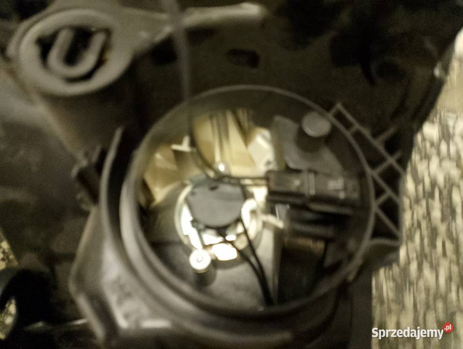 Reflektor prawy Nissan Qashqai J10 anglik prawe