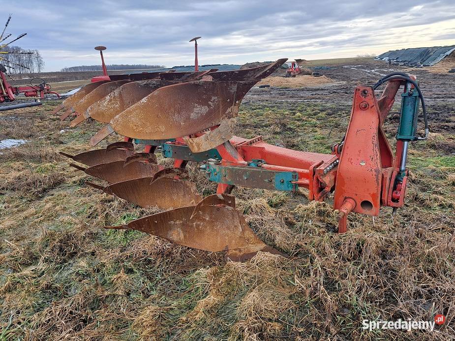 pług 4 kverneland obrotowy Pługi