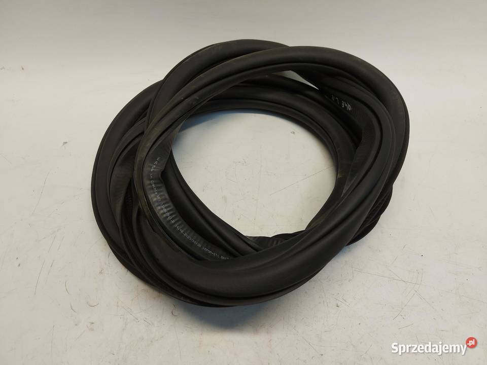 Audi Q4 ETRON 89A 89E USZCZELKA LEWY PRZÓD