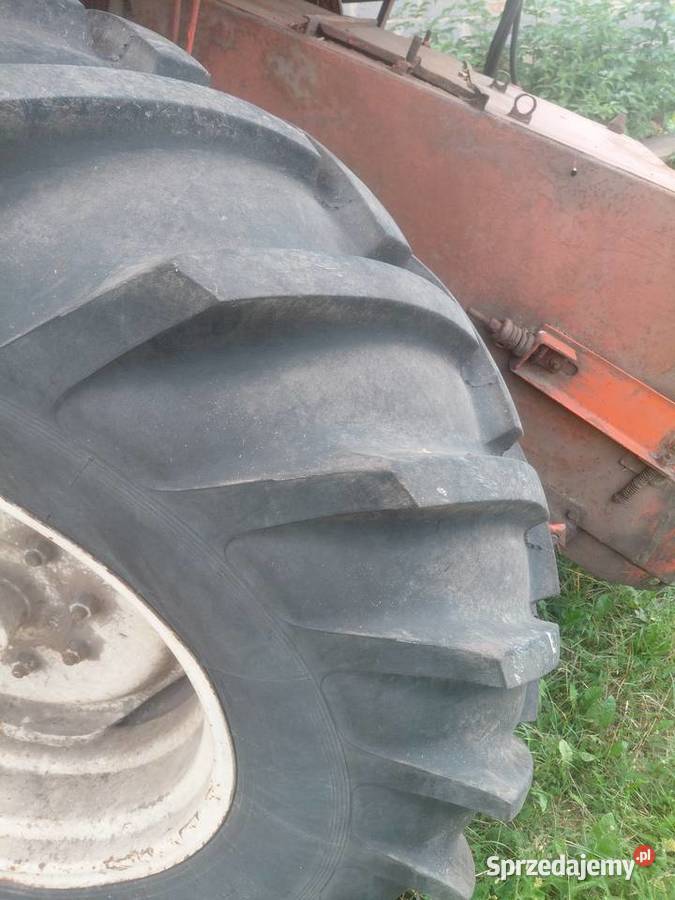 Kombajn bizon z056 Zbożowe Brzeziny