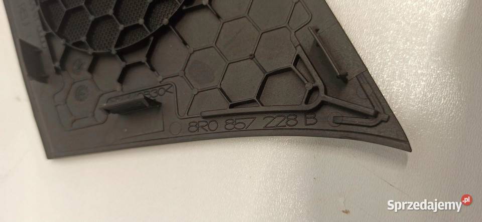 AUDI Q5 OSŁONA GŁOŚNIKA 8R0857228B