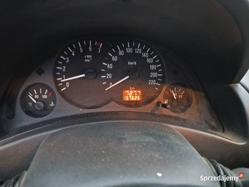 Opel Corsa c 10 benzyna klima właściciel 10 lat Motoryzacja Wołoskowola