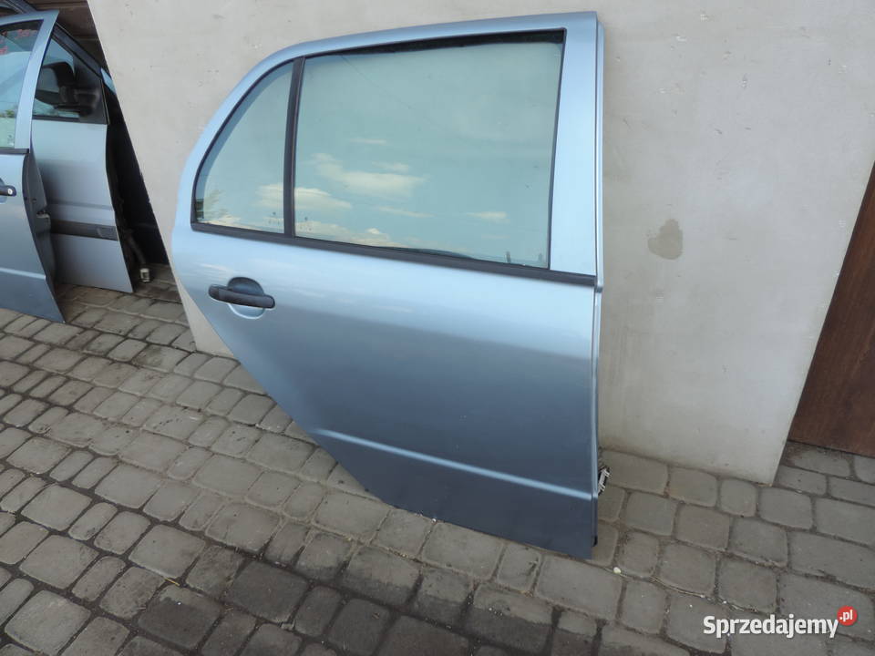 SKODA FABIA 1 HB 5D DRZWY PRAWY TYŁ 9151 Nowy Sącz sprzedam