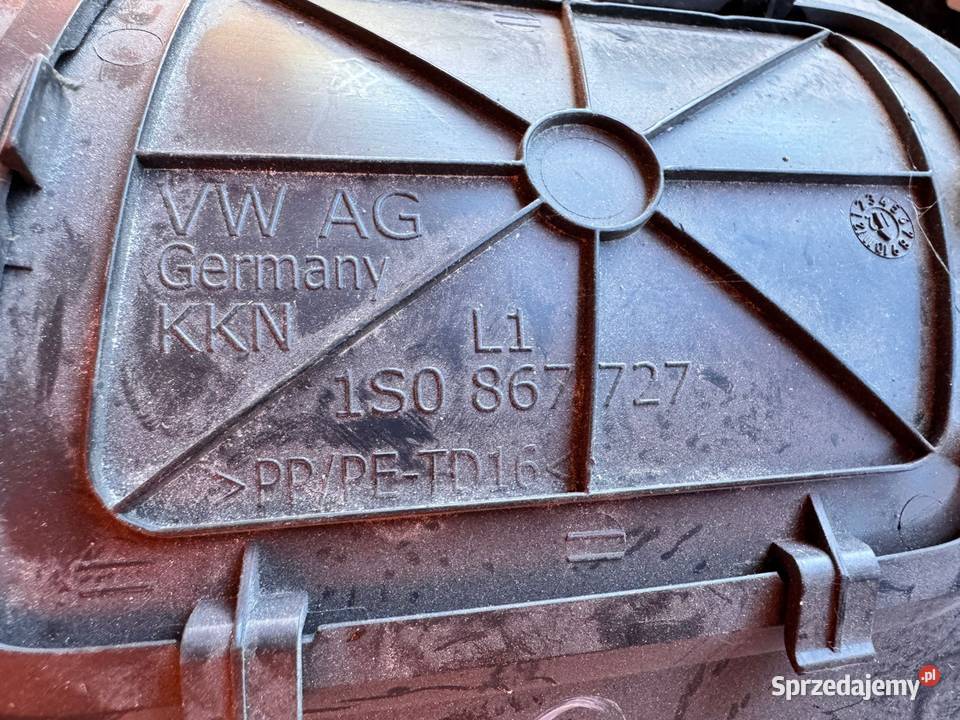 Boczek bagażnika lewy tył VW Up 20112023