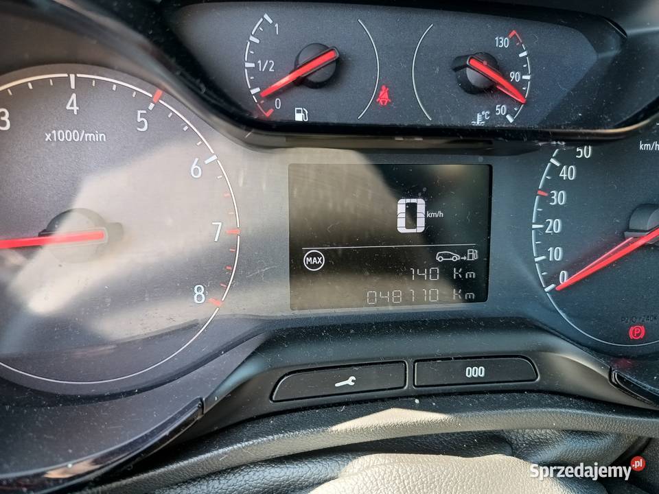 Opel crossland x zarejestrowany ubezpieczony Opel Wołoskowola