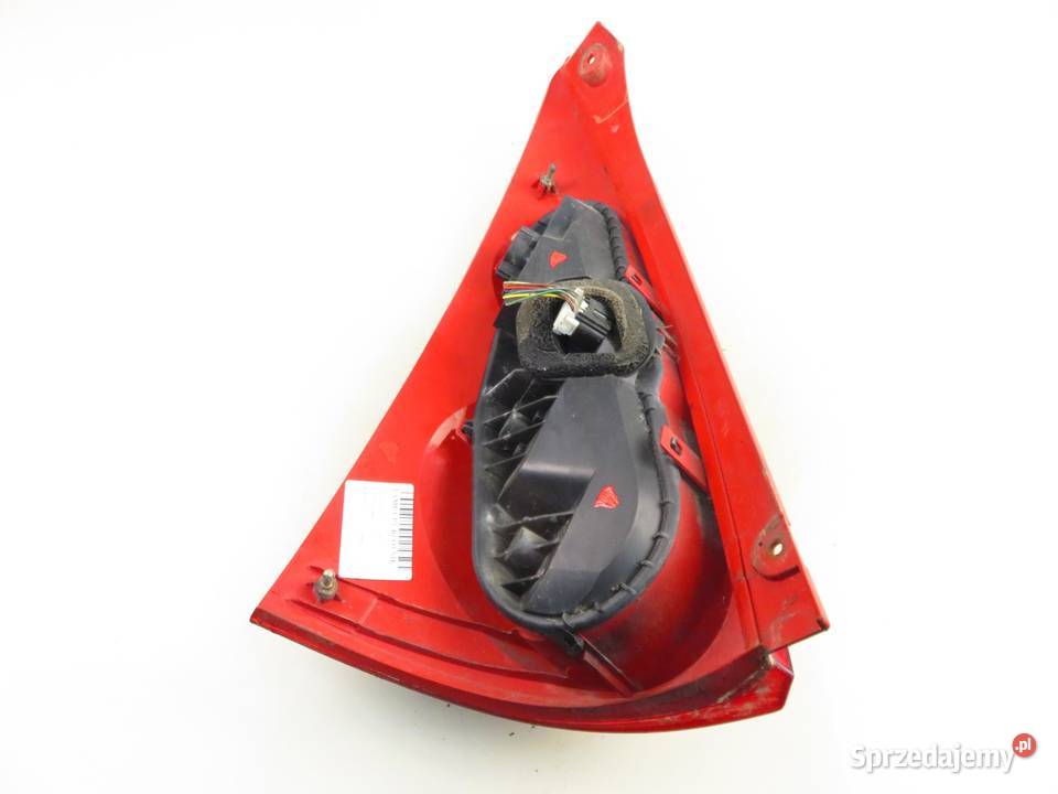 LAMPA PRAWA TYLNA PEUGEOT 107 815500H040 osobowe