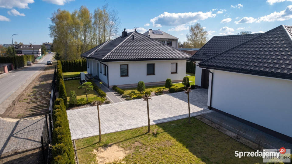 Sprzedaż domu wolnostojącego Korczów 156m2