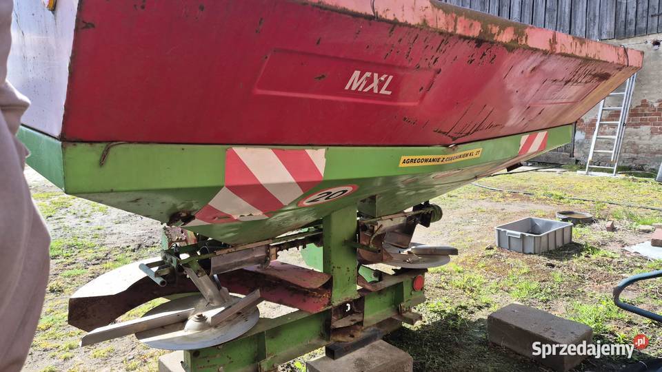 Rozsiewacz nawozów dwutarczowy Agromet nieuszkodzony Rozsiewacze nawozów zachodniopomorskie Boleszewo
