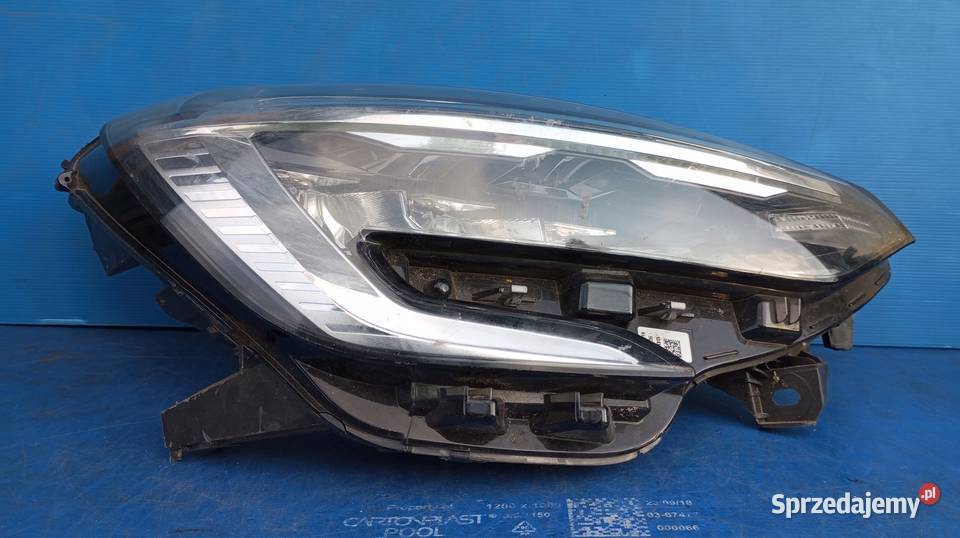 LAMPA PRAWY PRZÓD EU 260108676R RENAULT CLIO V 5 Lampy przednie Nowy Tomyśl sprzedam