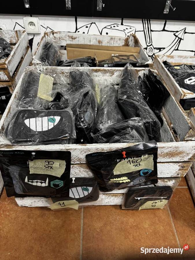 2500 sztuk Masek materiałowych z nadrukiem duża małopolskie