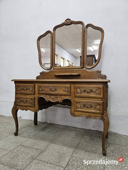 Francuska toaletka ludwikowska 2