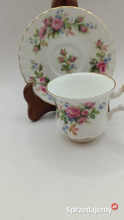 Filiżanka ze spodkiem porcelana kostna biała w Zamość