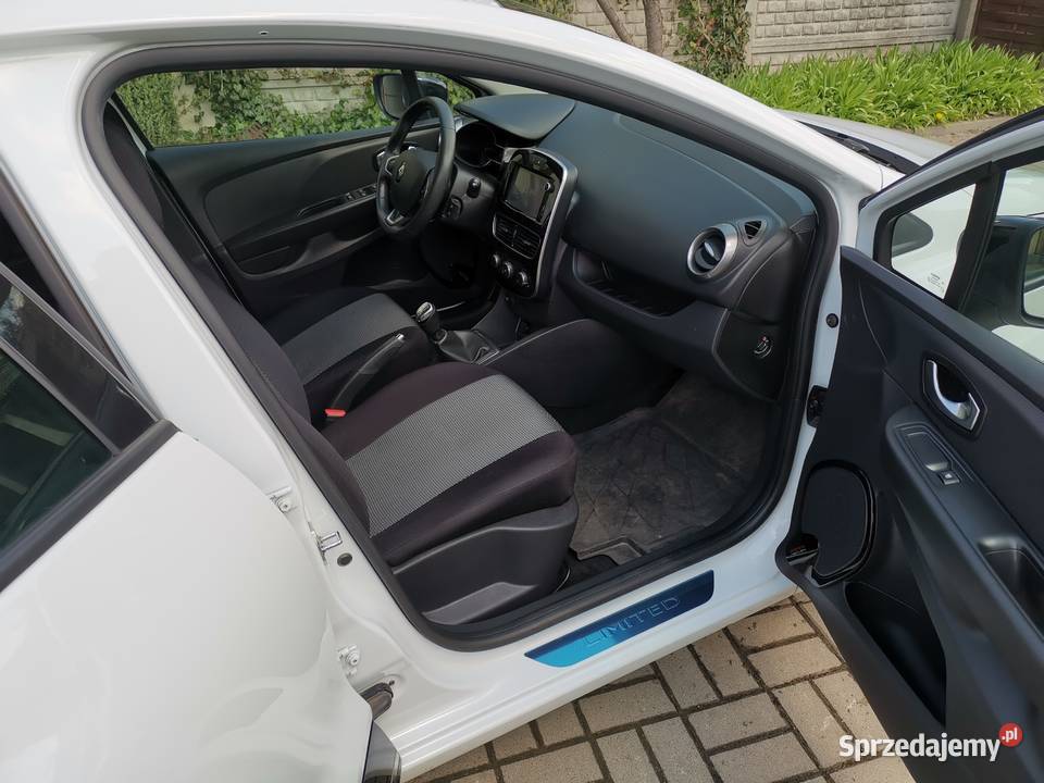 Renault Clio IV Limited 2017 09 TCe Clio