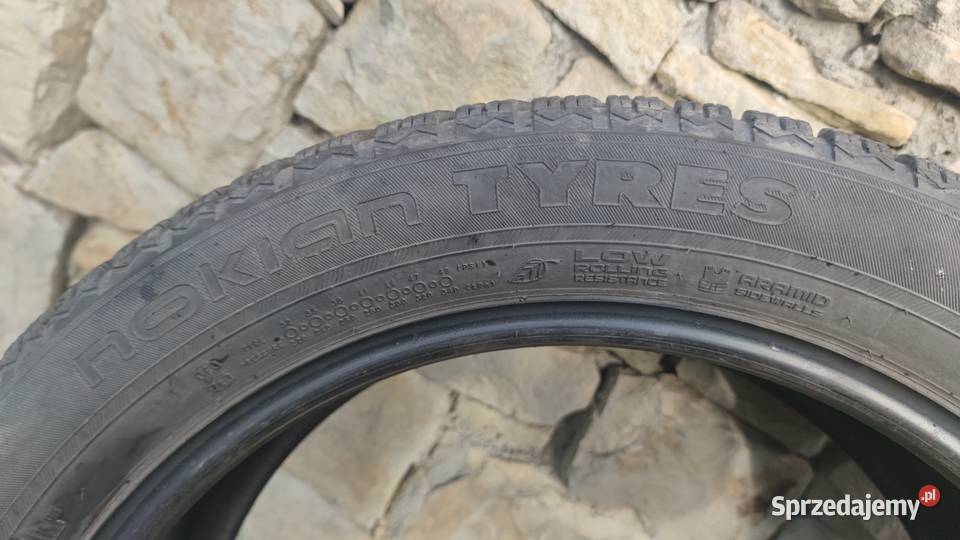 Opony zimowe nokian 2355019 Żywiec sprzedam