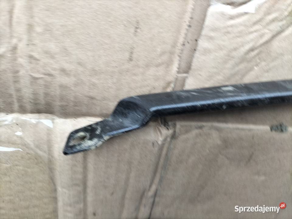 AUDI 80 B4 BLENDA POD LAMPE HOKEJ PRAWA Kamień-Kolonia