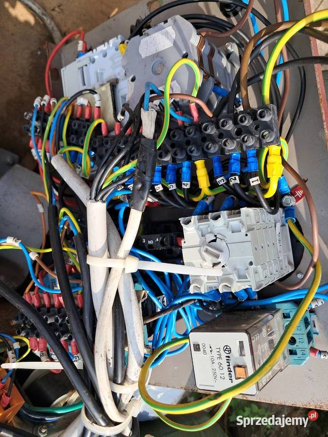Złom elektronika kable mufy bezpieczniki Ostrowiec Świętokrzyski