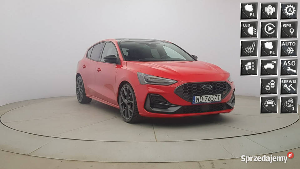 Ford Focus 23 EcoBoost ST X Z Polskiego Salonu czerwony