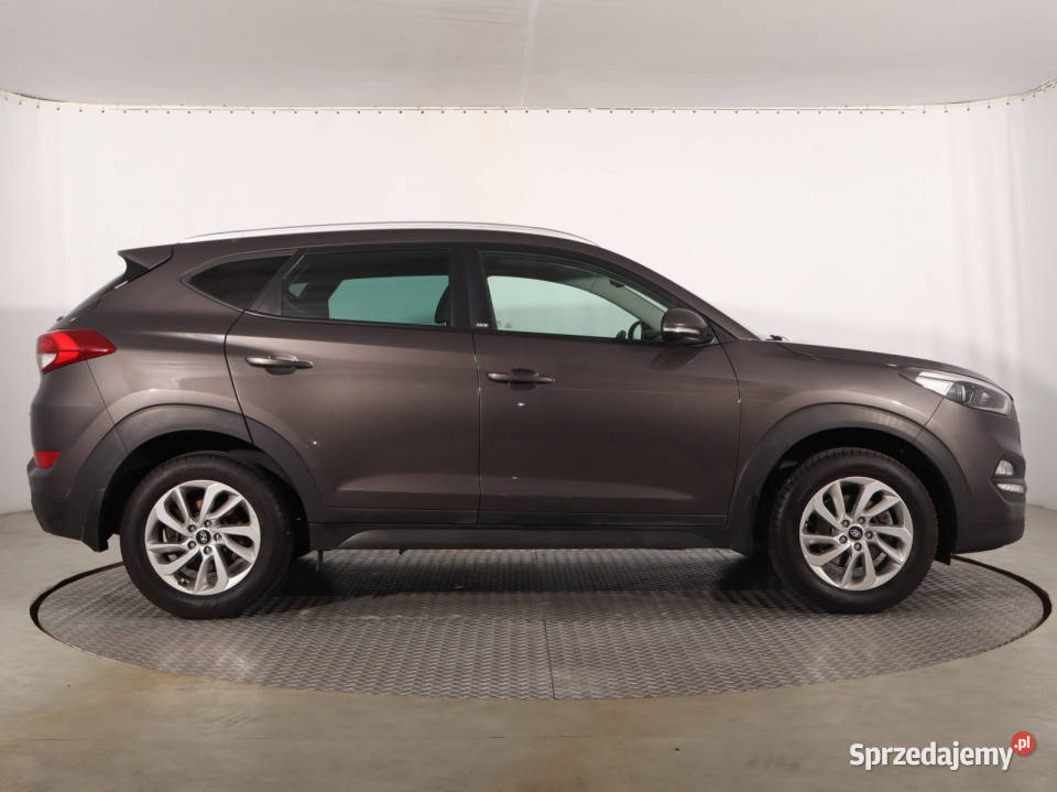 Hyundai Tucson 16 GDI radio