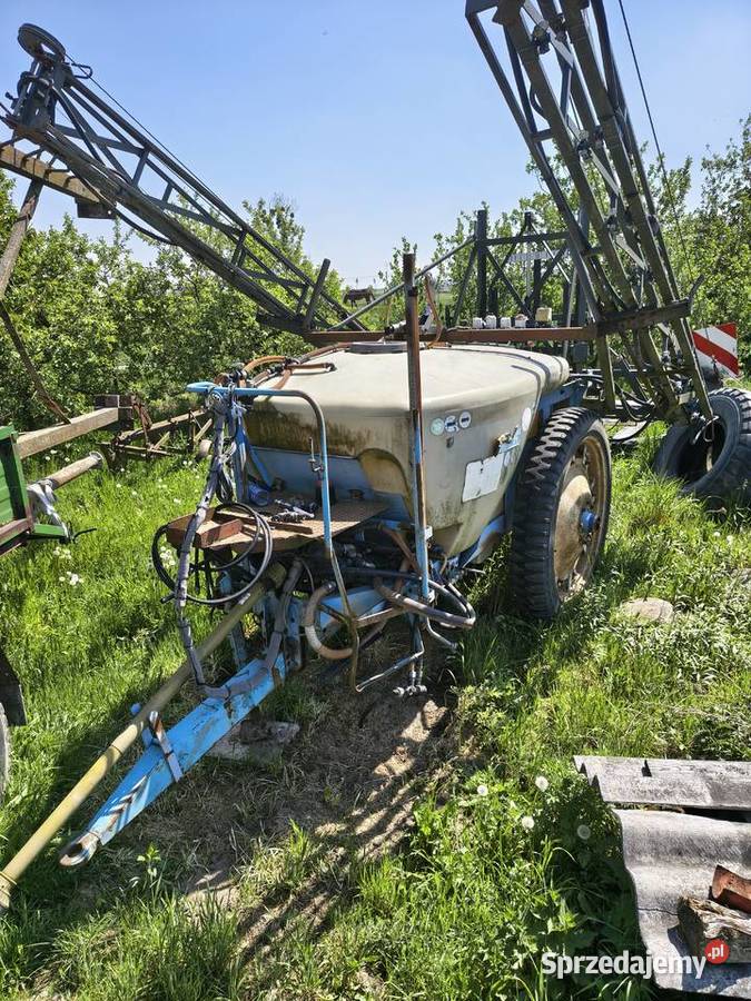Opryskiwacz tecnoma 2000l pilmet podnoszony Środa Śląska