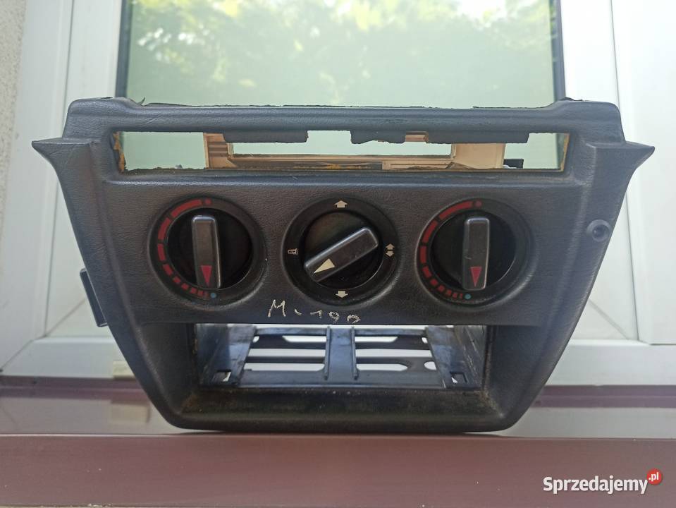 Mercedes 190 W201 konsola środkowa panel osobowe łódzkie Sieradz