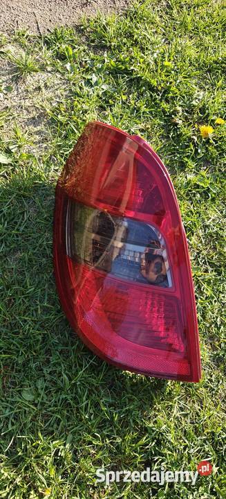 Lampa lewa tył Mercedes w169 Aklasa 2010r Stryków sprzedam