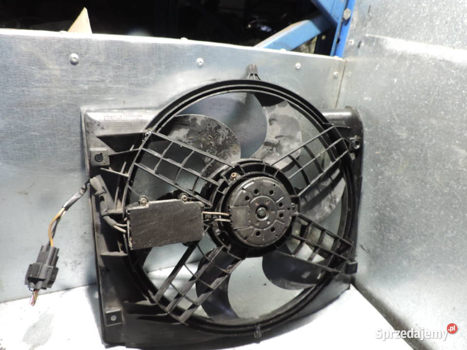 WENTYLATOR CHŁODNICY BMW E46 20D 8382225