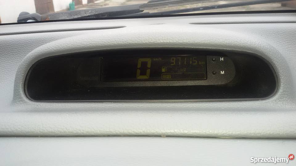 SPRZEDAM RENAULT TWINGO radio / CD Jemielnica