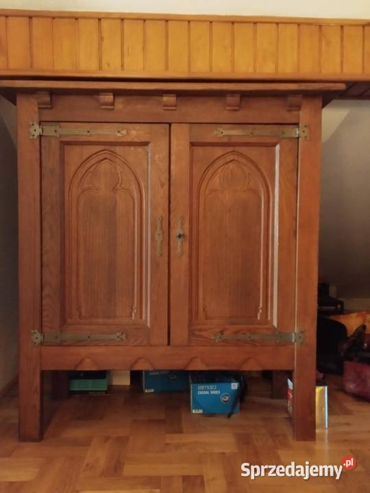 stara drewniana szafa bieliźniarka z okuciami Gorzów Wielkopolski