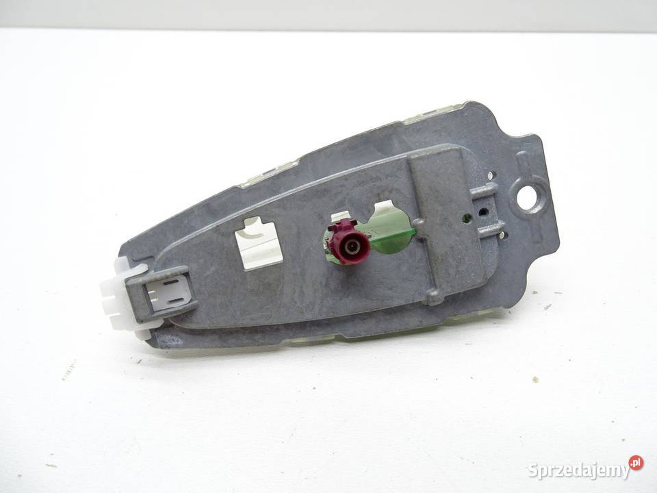 ANTENA DACHOWA SMOCHODOWA 9226893 BMW F30 F31