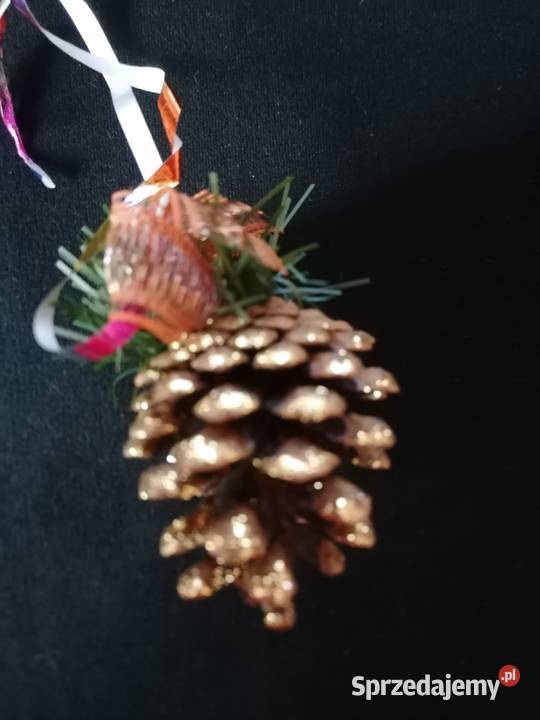 Szyszka na choinkęzłota Łódź